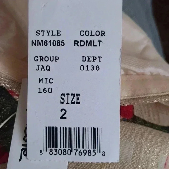 Nicole Miller New York Dress NWT Size 2 - Picture 9 of 9